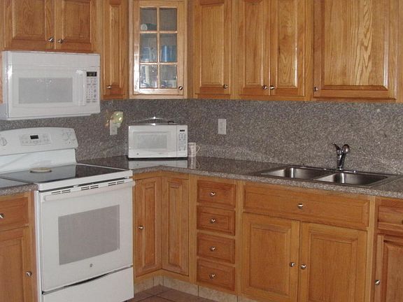 2nd image of 6221 W Santa Paula St