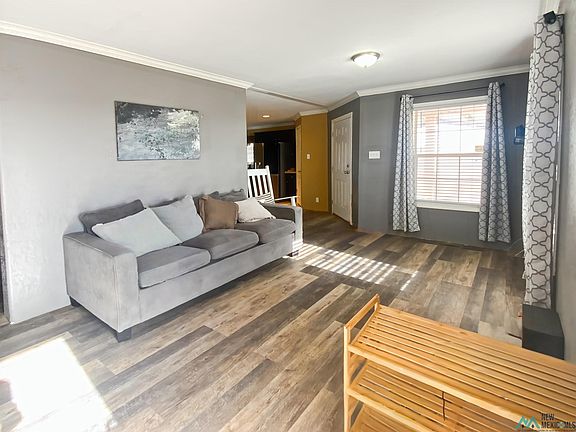3rd image of 10614 N Meadowlark St