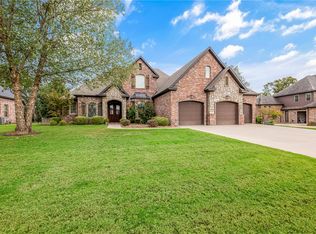 3130 Autumn Ln, Centerton, AR 72719