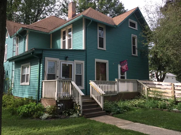 121 W State St, Reading, MI 49274