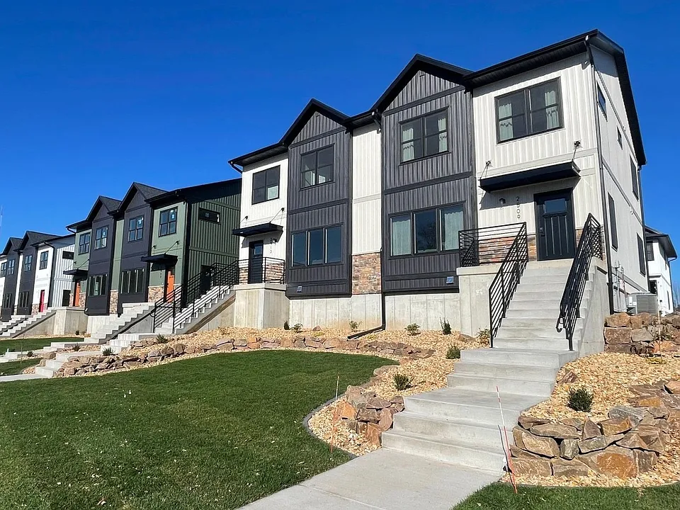 2529 Otter Tail Way