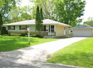 10912 Johnson Ave S, Bloomington, MN 55437