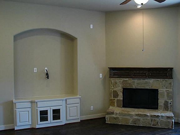 4th image of 15887 Trail Glen Dr