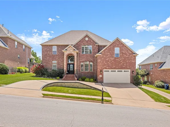 7010 W Shadow Valley Rd, Rogers, AR 72758