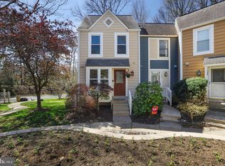 11300 Silentwood Ln, Reston, VA 20191