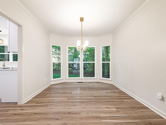5th image of 206 Swiss Lake Dr