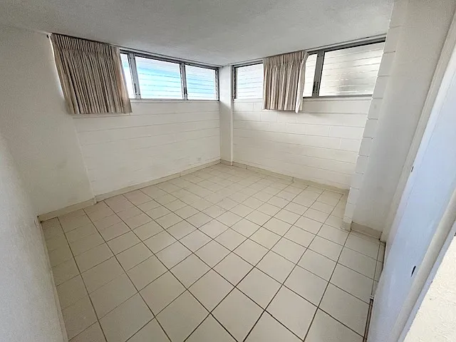 1702 Kewalo St #203 — Photo 7