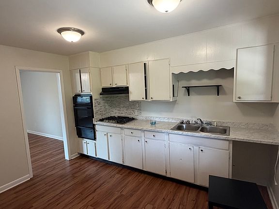 3rd image of 1208 Edenborn Ave