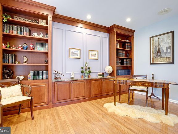 5th image of 5042 Worthington Woods Way