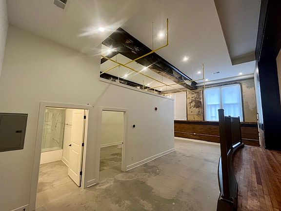 3rd image of 1810 Sils Ave #105