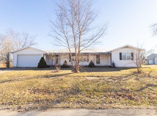 303 Pine St, Bucklin, MO 64631