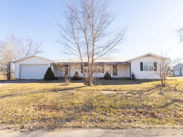 303 Pine St, Bucklin, MO 64631