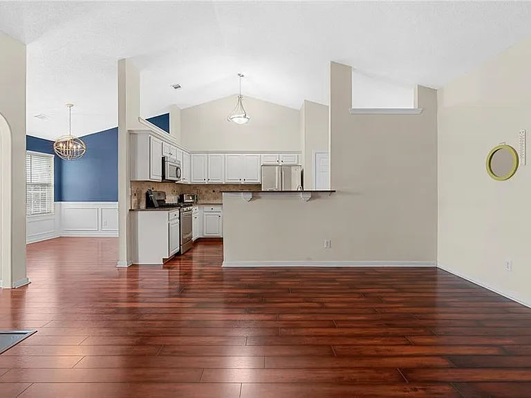 1755 Arborwood Dr — Photo 4