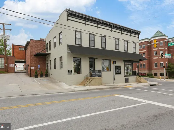 28 Liberty St #G4, Westminster, MD 21157