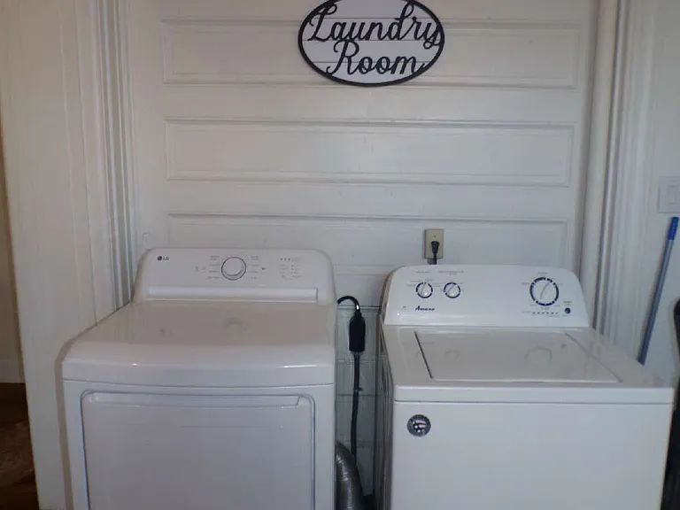 308 E Jacob St #7 — Photo 5