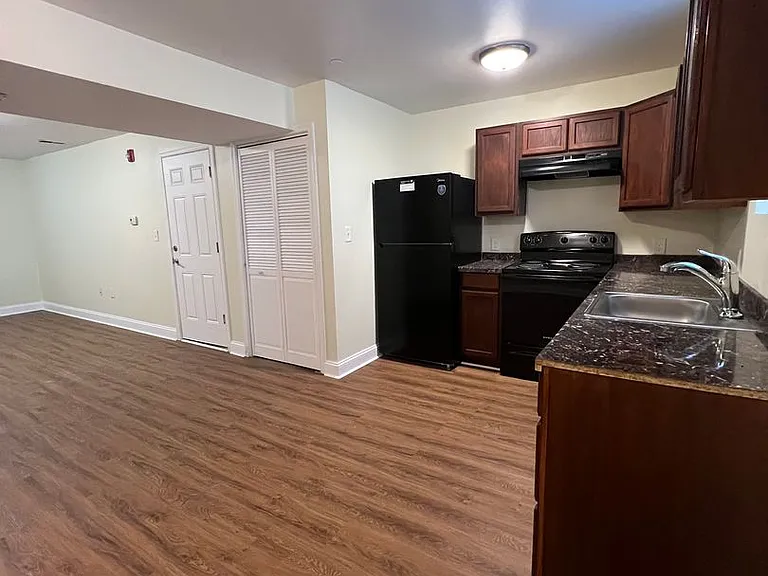 4300 Liberty Heights Ave — Photo 12