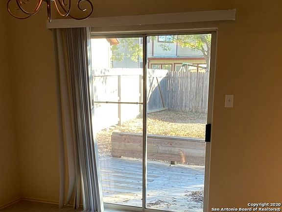 4th image of 10130 Cedarcliff