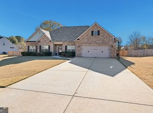 5717 Pleasant Woods Dr, Flowery Branch, GA 30542