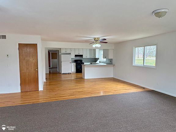 2nd image of 7011 Porter Rd