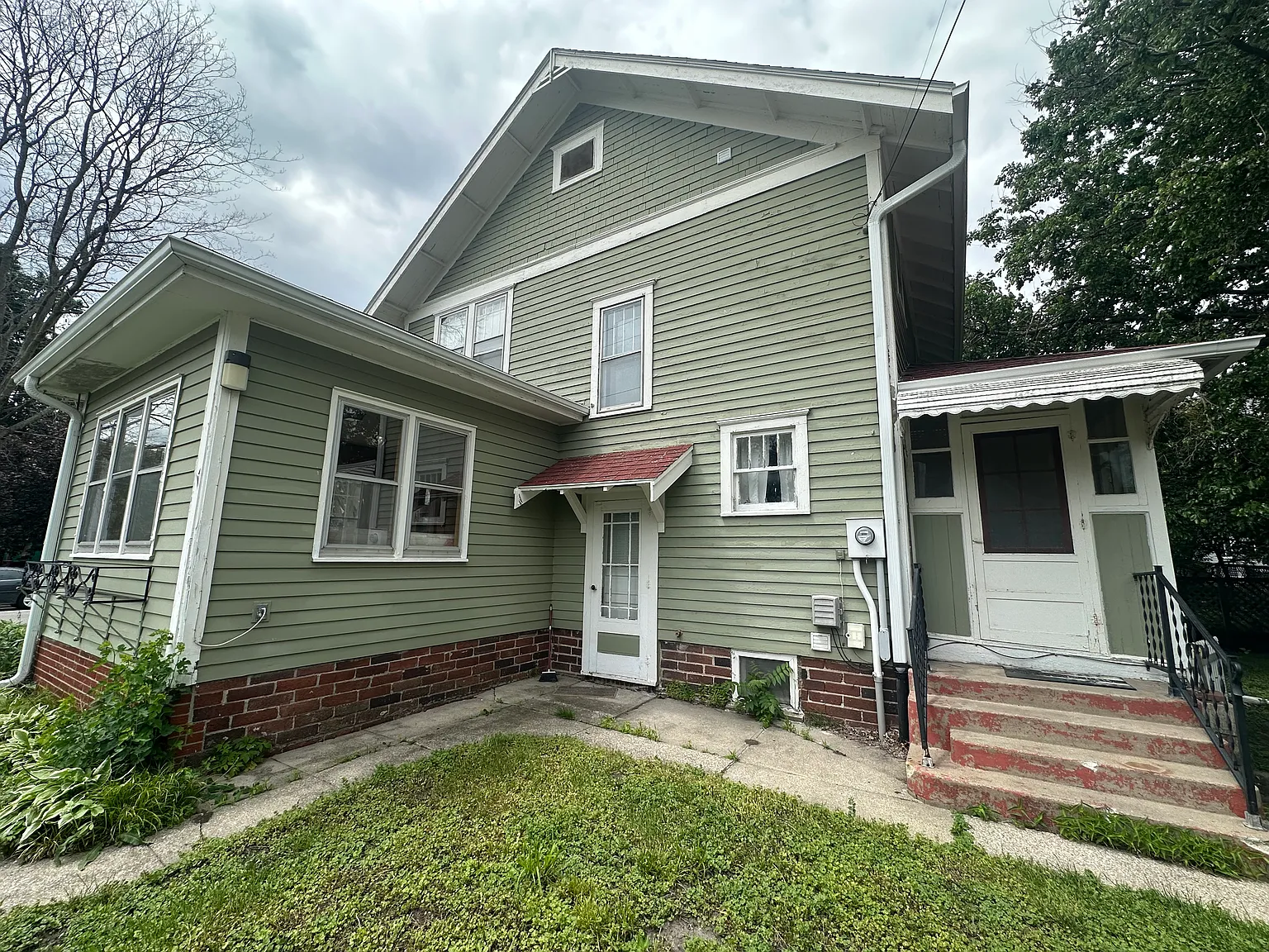3 bed, 1248 sqft, $1,600 — Photo 3