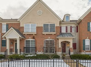 681 Central Ave, Deerfield, IL 60015