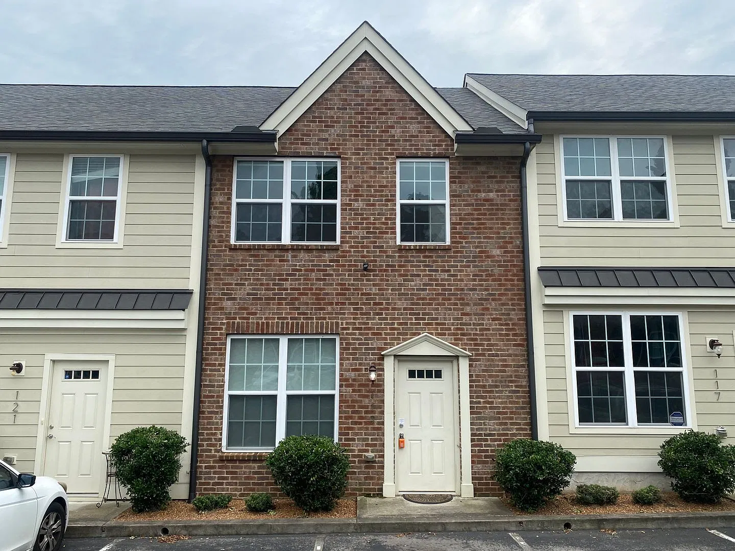 East Nashville Townhome For Rent! — Photo 1