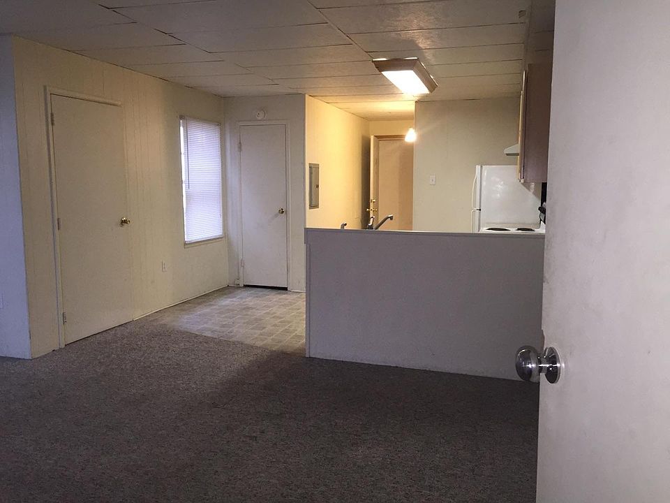 2nd image of 1326 S 7th St APT 2