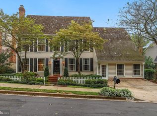 11505 Pleasant Meadow Dr, Gaithersburg, MD 20878