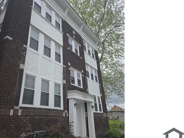 2505 E 28th St, Kansas City, MO 64128