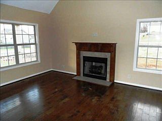 4th image of 268 Peachtree