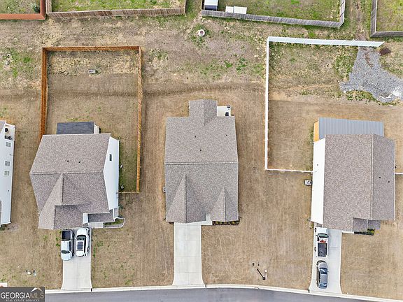 3rd image of 9 Mossy Oaks Ln