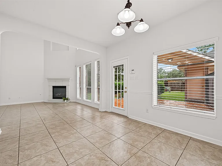 3218 Twinmont Ln — Photo 16