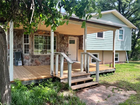 7604 Clearcreek Rd, Duncan, OK 73533