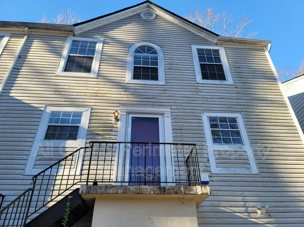 3758 Meadow Creek Dr, Peachtree Corners, GA 30092