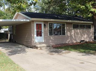 610 W 3rd St, Valley Center, KS 67147