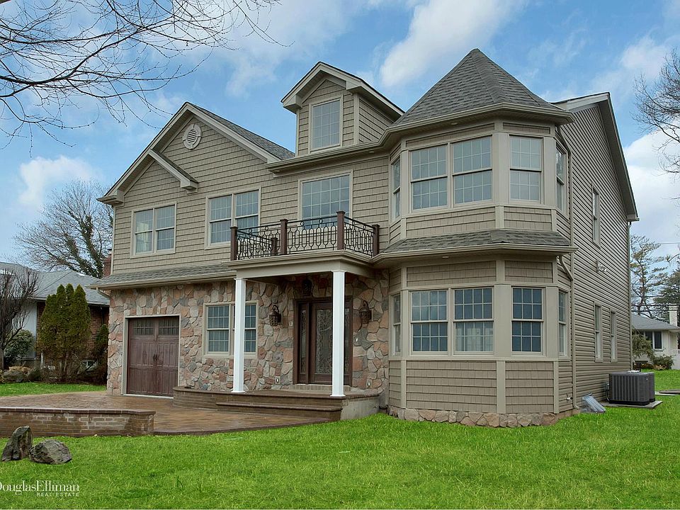 1st image of 119 Birchwood Park Dr