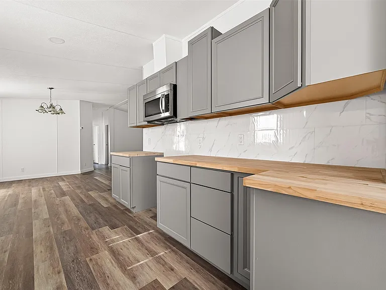 6018 Barney Ln — Photo 20