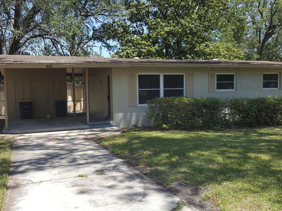 2nd image of 1943 Delaroche Dr E