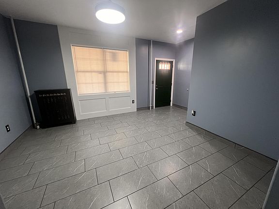 4th image of 107 Sambourne St