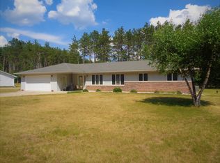 N2546 Coach Lite Ct, Wautoma, WI 54982