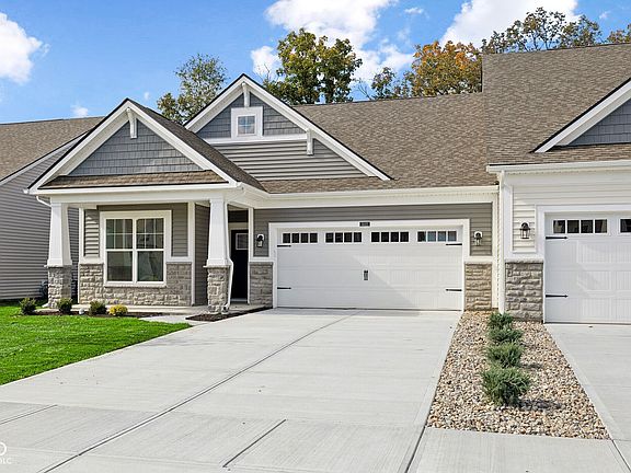 2nd image of 5522 Aspen Wood Ln