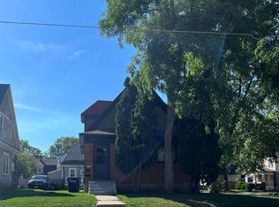 1045 Eastman St, Oshkosh, WI 54901