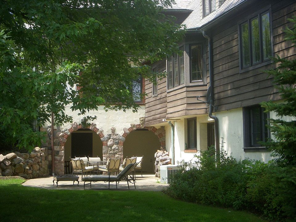 1st image of 8409 Eaton Dr