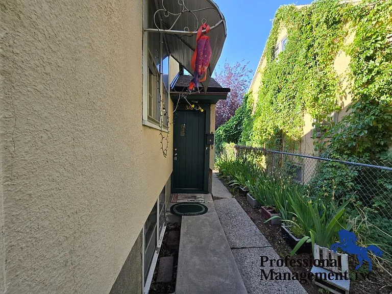 318 1/2 Yellowstone Ave — Photo 2