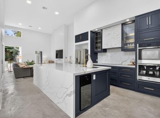 2464 NW 66th Dr, Boca Raton, FL 33496