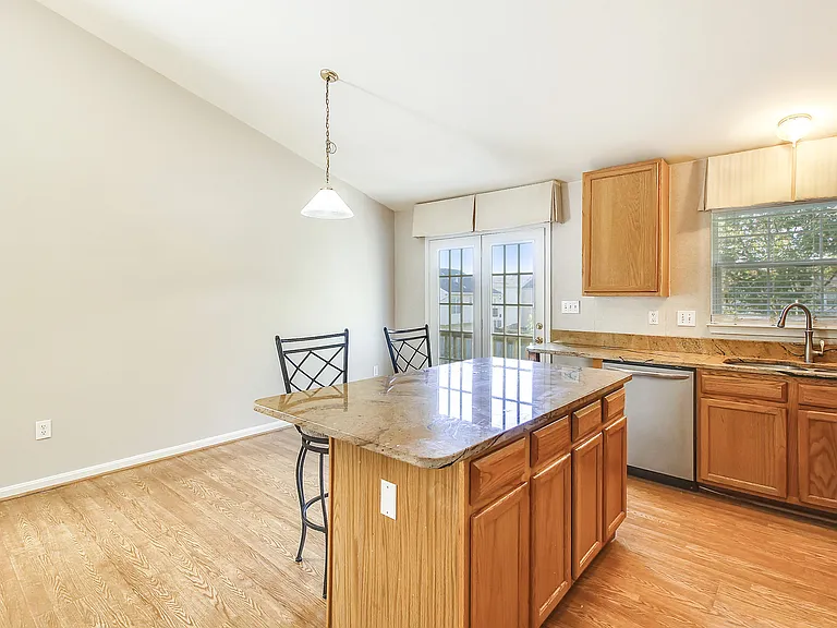 102 W Deer Park Rd — Photo 47