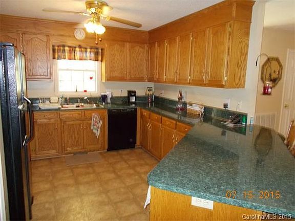 5th image of 2504 Old Pond Dr