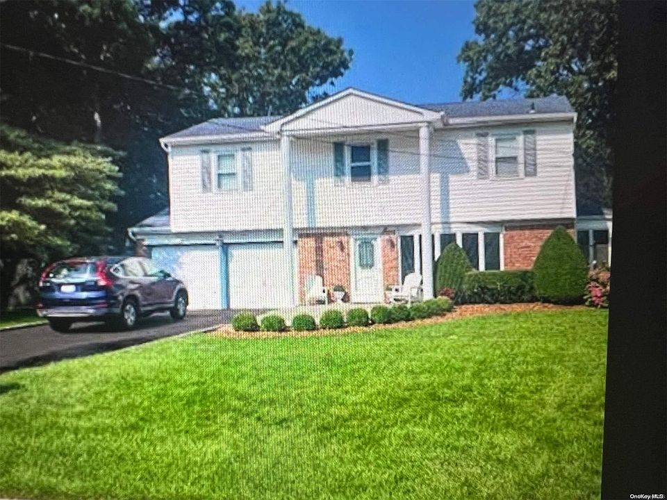 1st image of 70 Woodview Lane