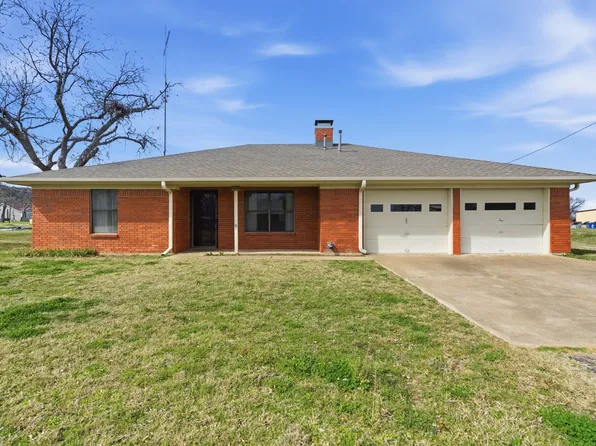 207 Pine St, Gordon, TX 76453