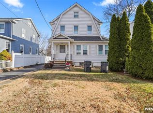 25 Ralph St, Bergenfield, NJ 07621
